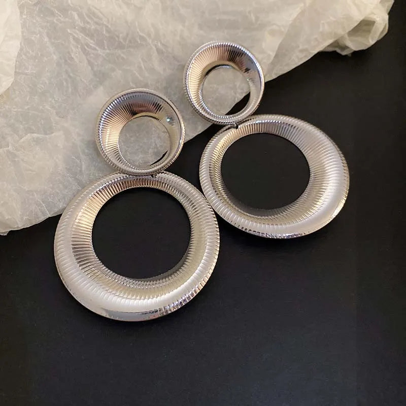 Vintage Metal Round Dangle Earrings