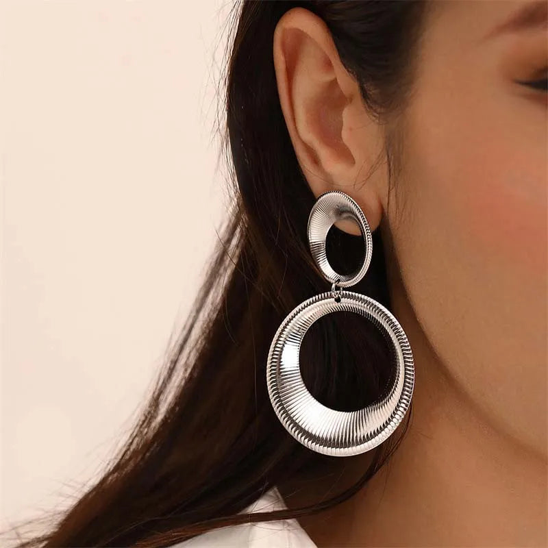Vintage Metal Round Dangle Earrings
