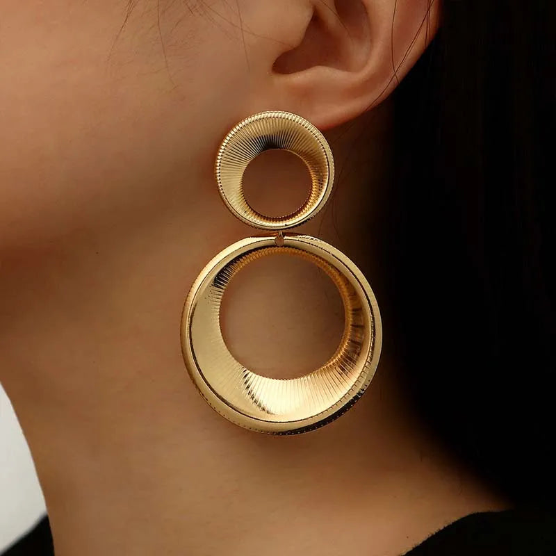 Vintage Metal Round Dangle Earrings