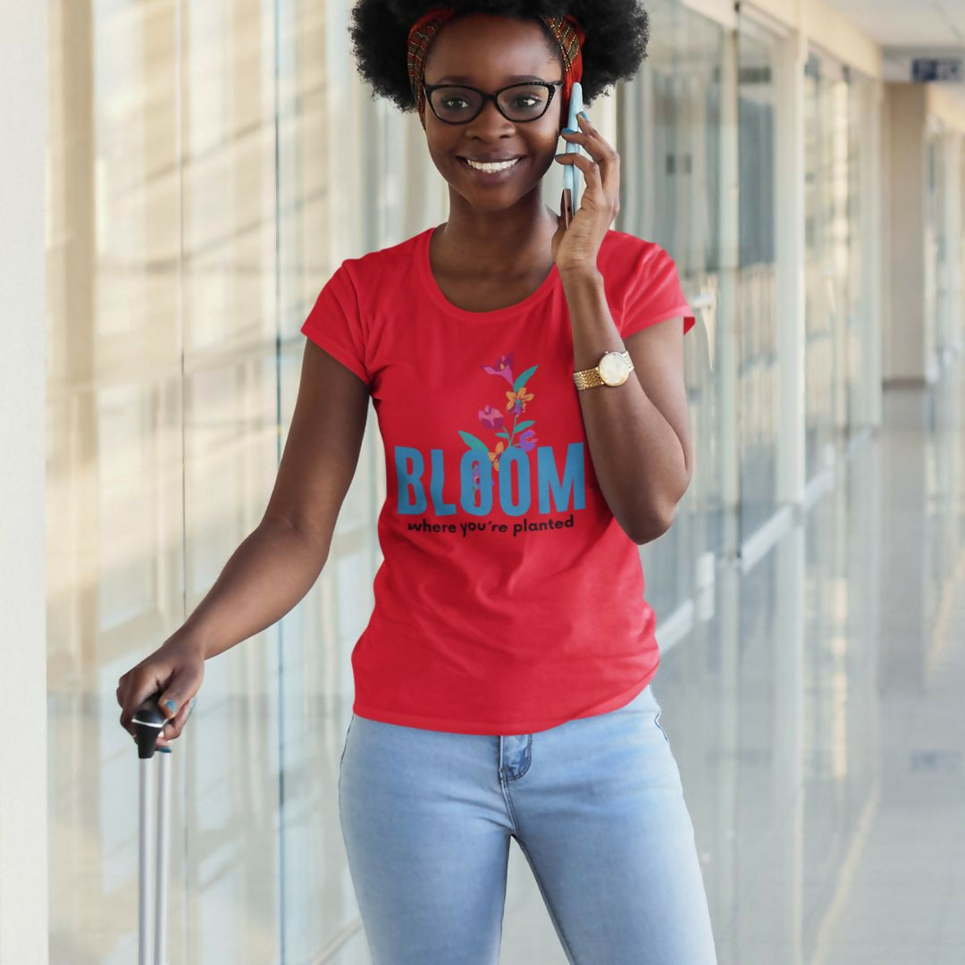 Women's Relaxed T-Shirt - MONLANE