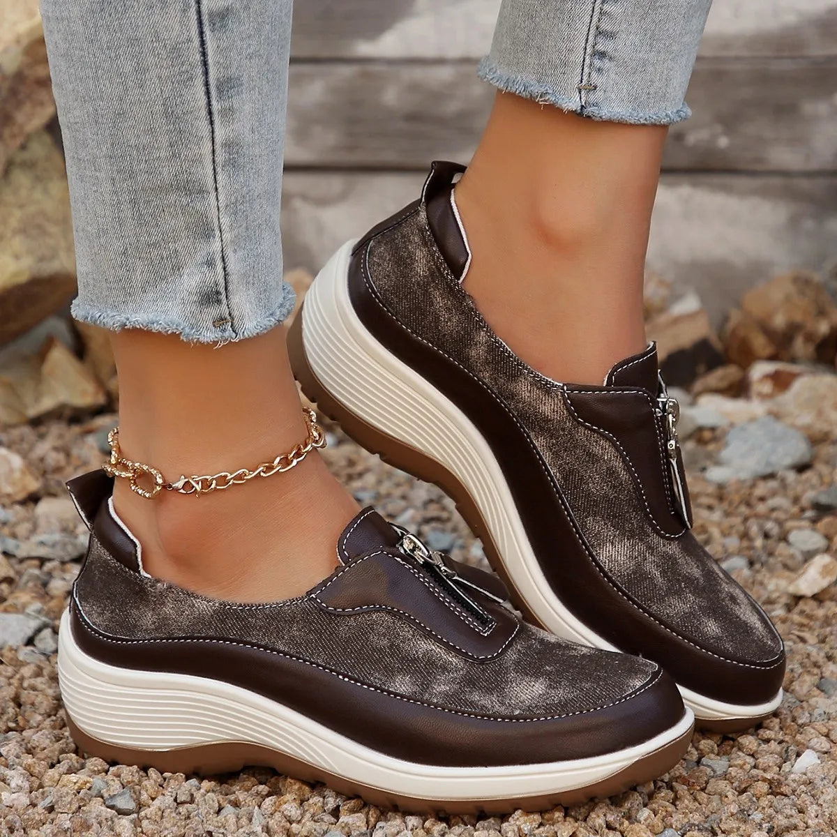 Wedge Sneakers with Zip