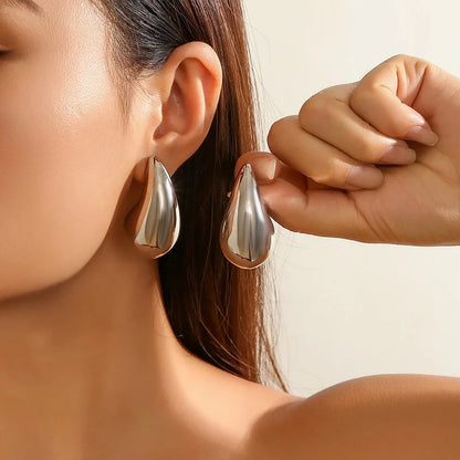 Vintage Metal Round Dangle Earrings