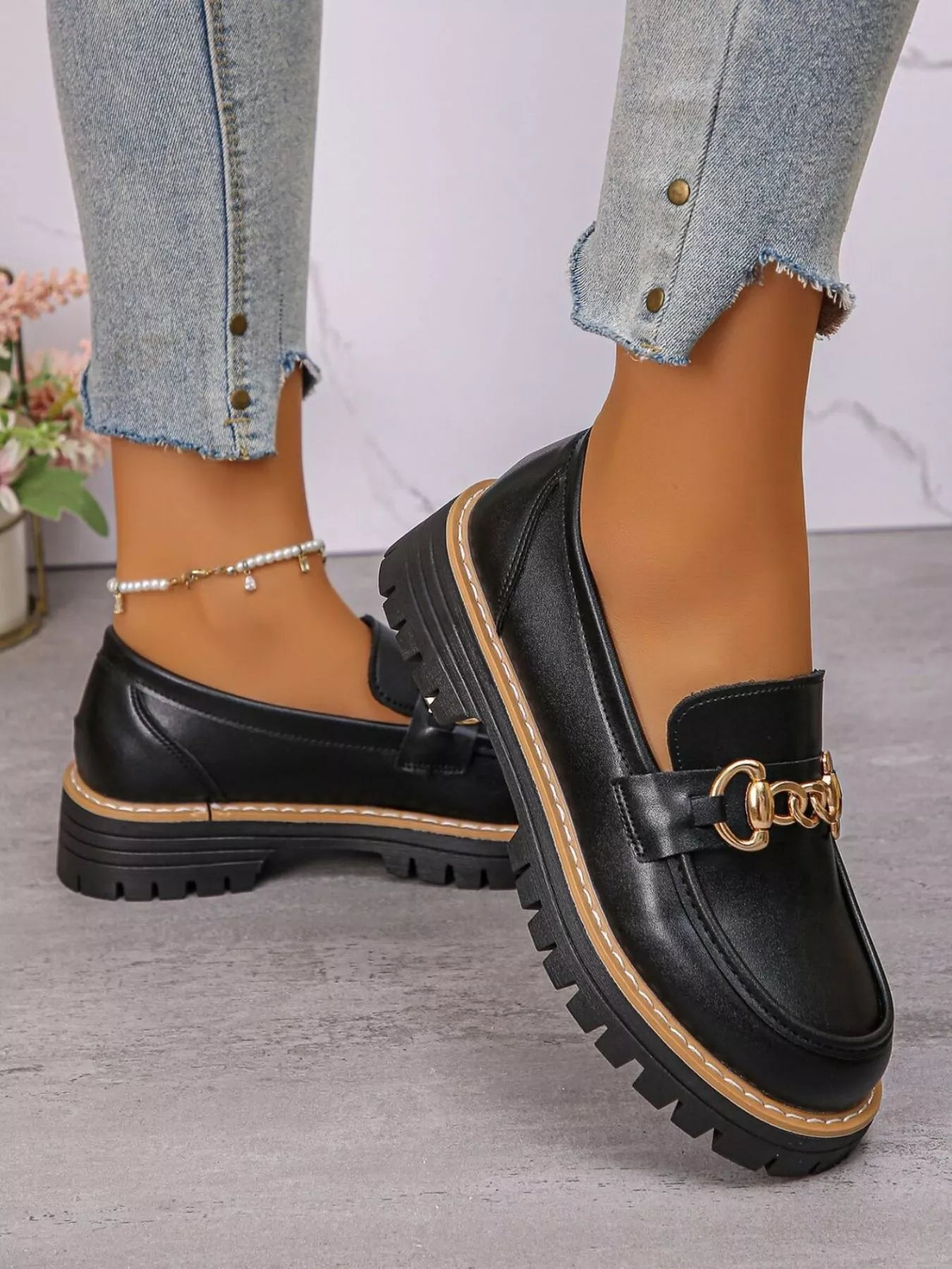 Round Toe Platform Loafers