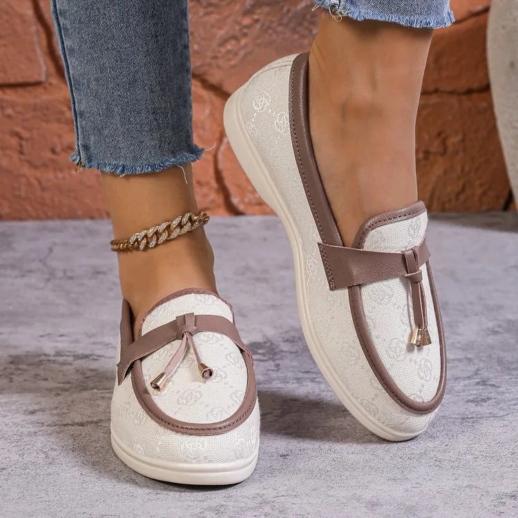 Round Toe Flat Loafers